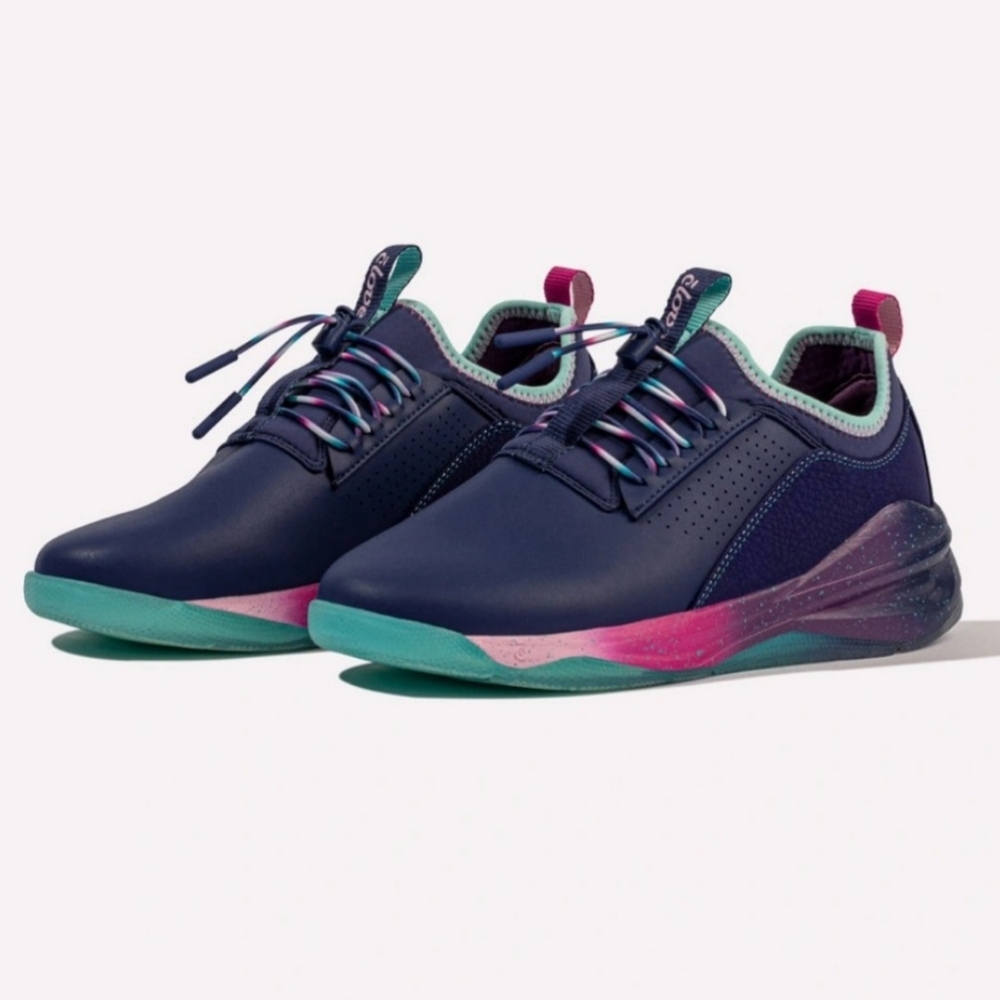 Brand new, in box, never worn! Size 7
